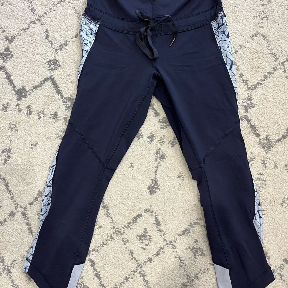 Lululemon tights